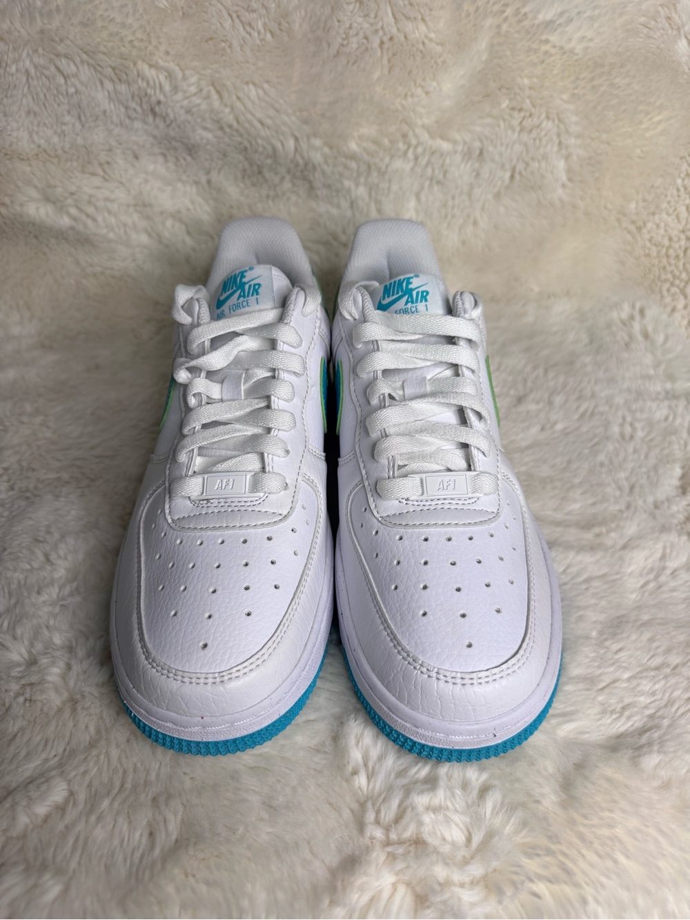 NWOB 👟 Nike Air Force 1 ‘07 Women’s size 7